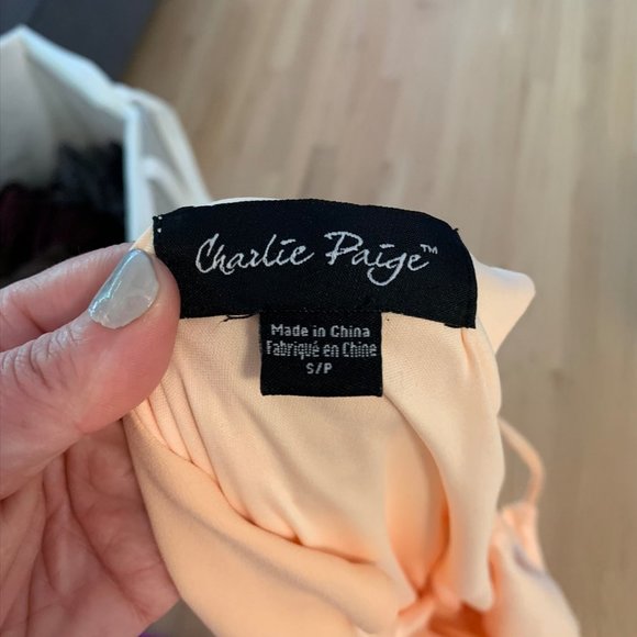 NWOT Charlie Paige Flowy Peach Dress, Small - Picture 2 of 7